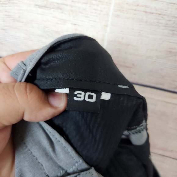 Volcom Surf & Turf 4 Way Stretch Shorts Men's 30 Gray Flat Front Chino Casual - Picture 11 of 11